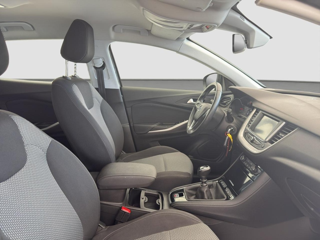 OPEL Grandland Edition 1.2 Gasoline 131hp - ref: 7-39796 - Photo 17