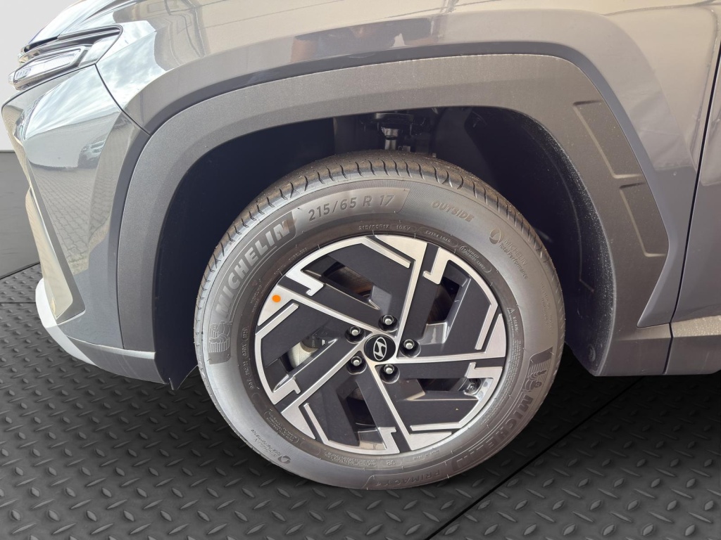 HYUNDAI Tucson Comfort 1.6 Gasoline 160hp - ref: 7-40663 - Photo 16