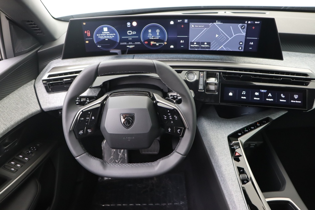 PEUGEOT 3008 Allure Hybrid 145 hp e-DSC6 - ref: 7-40756 - Photo 13