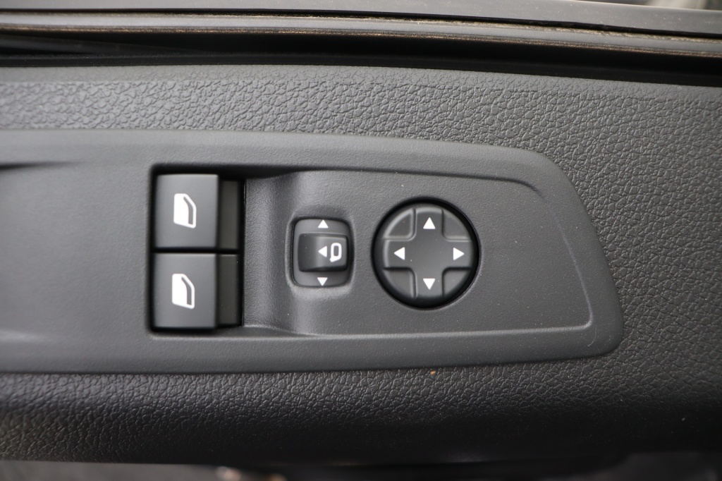 PEUGEOT Expert Standard 2,0 BlueHDi 180 hp EAT8 - ref: 7-42188 - Photo 16