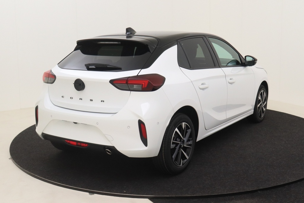 OPEL Corsa GS 1.2 Turbo 100 hp S/S MT6 - ref: 7-42395 - Photo 6