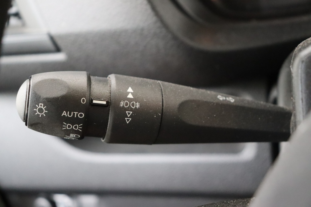 TOYOTA Proace Comfort 2.0L Diesel 144 hp 6M/T - ref: 7-43085 - Photo 18