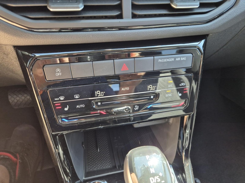 VOLKSWAGEN T-Cross 1.0 TSI - ref: 7-43486 - Photo 18