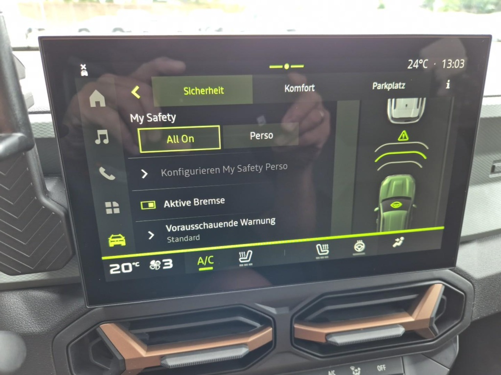 DACIA Duster 1.2 Gasoline 131hp 4x4 - ref: 7-43487 - Photo 19