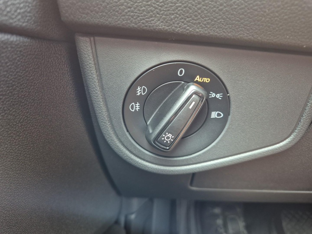 VOLKSWAGEN Taigo 1.0 TSI - ref: 7-43500 - Photo 14