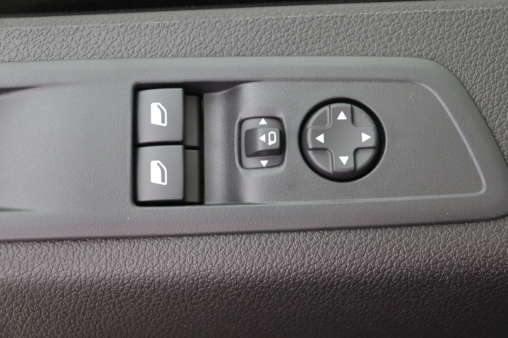 PEUGEOT Expert Standard 2.0 BlueHDi 145 S&S EAT8   - ref: 7-43678 - Photo 17