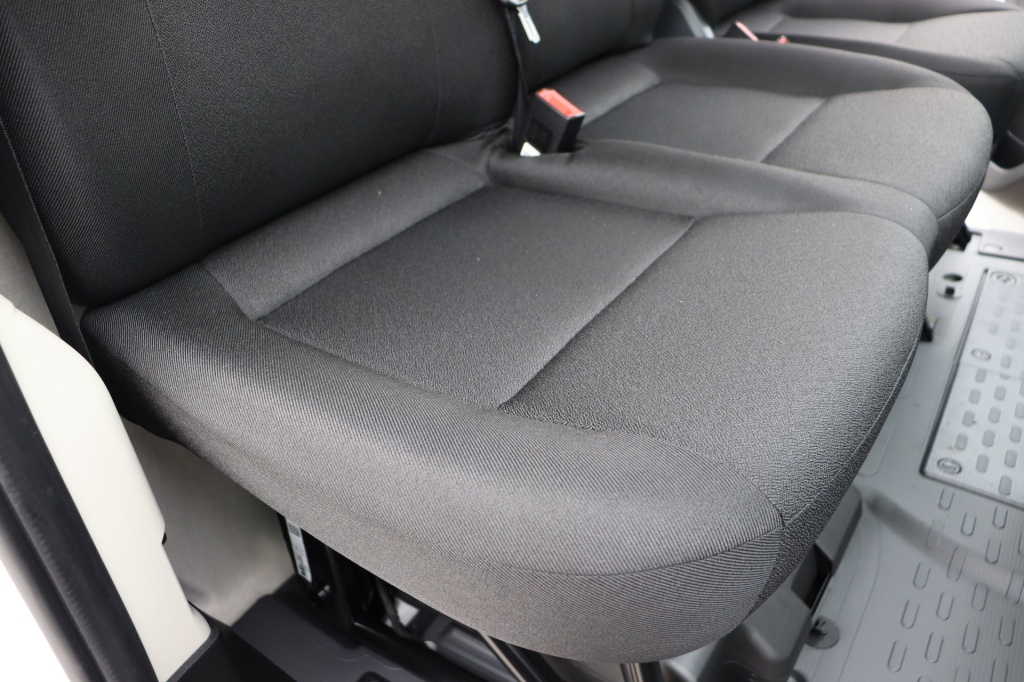 PEUGEOT Boxer 435 L3H2 2.2 BlueHDi 180 S&S EAT8 - ref: 7-43703 - Photo 13