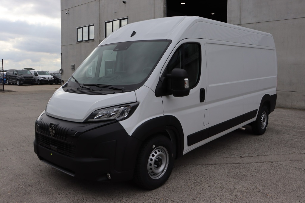 PEUGEOT Boxer 435 L3H2 2.2 BlueHDi 180 S&S EAT8 - ref: 7-43703 - Photo 3