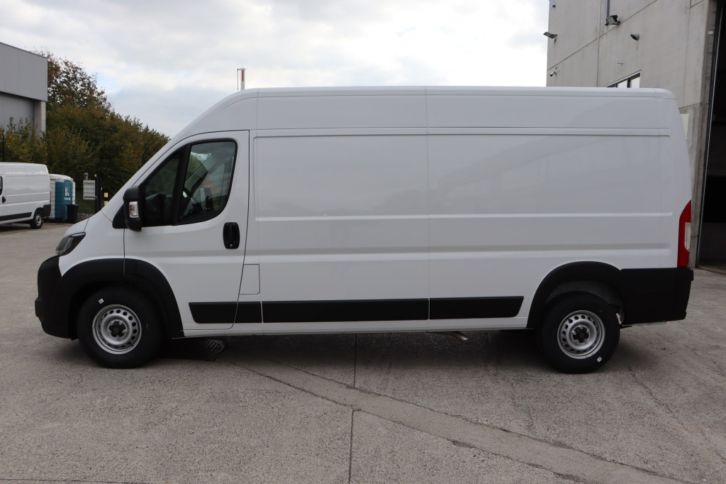 PEUGEOT Boxer 435 L3H2 2.2 BlueHDi 180 S&S EAT8 - ref: 7-43703 - Photo 4