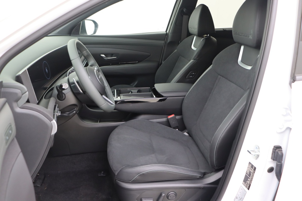 HYUNDAI Tucson 20th Anniversary 1.6 T-GDi HEV 215 hp 6AT - ref: 7-43965 - Photo 13