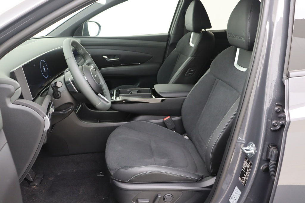 HYUNDAI Tucson 20th Anniversary 1.6 T-GDi HEV 215 hp 6AT - ref: 7-43978 - Photo 13