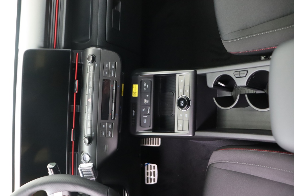 HYUNDAI Kona Feel N-Line 1.6 Gdi HEV 138 hp 6DCT - ref: 7-44060 - Photo 12