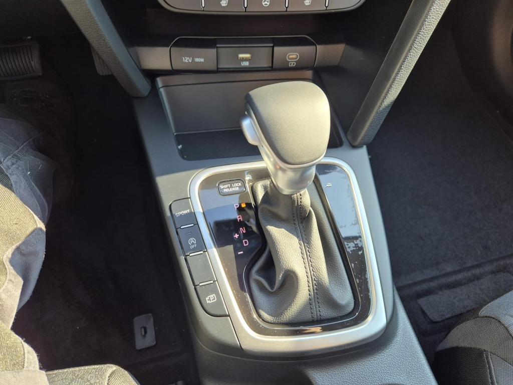 KIA Ceed SW Vision 1.5 Gasoline 140hp - ref: 7-44389 - Photo 18