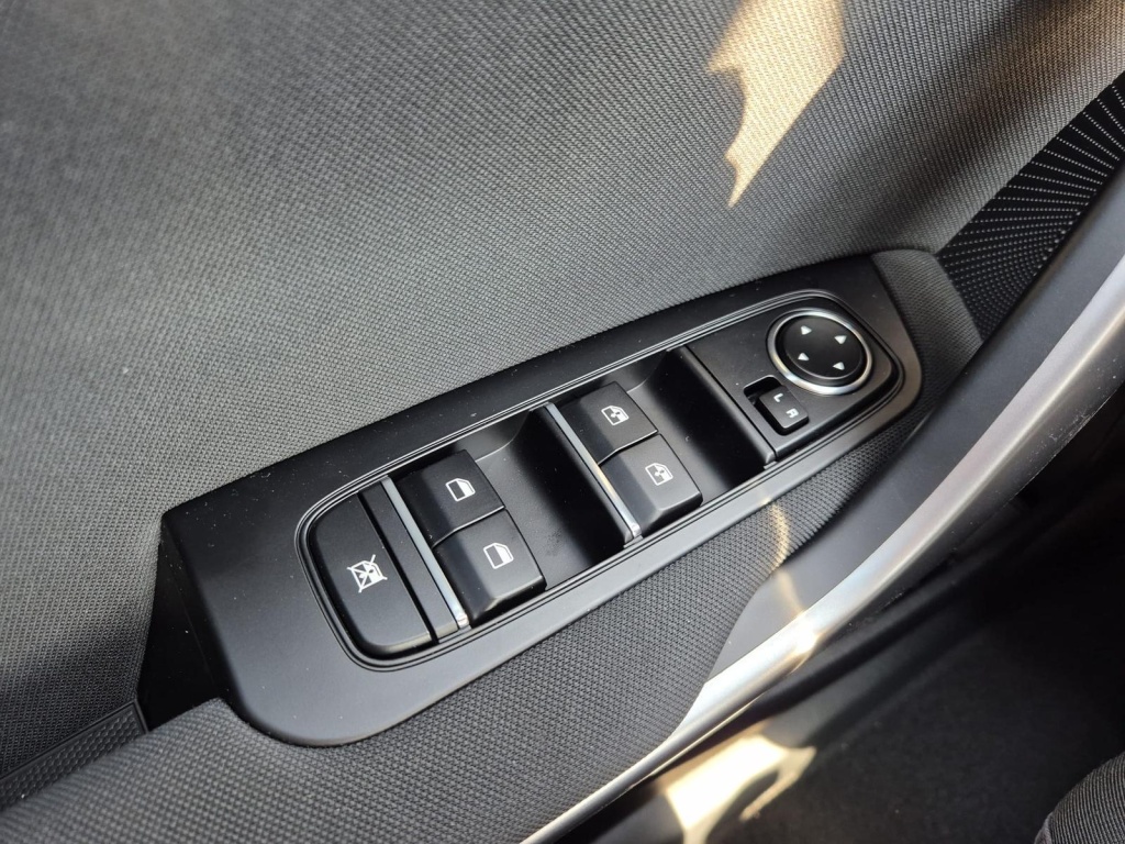 KIA Ceed SW Vision 1.5 Gasoline 140hp - ref: 7-44390 - Photo 10