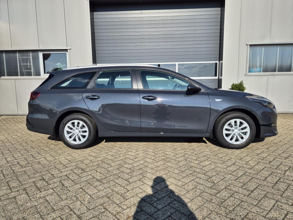 KIA Ceed SW Vision 1.5 Gasoline 140hp - ref: 7-44390 - Photo 6