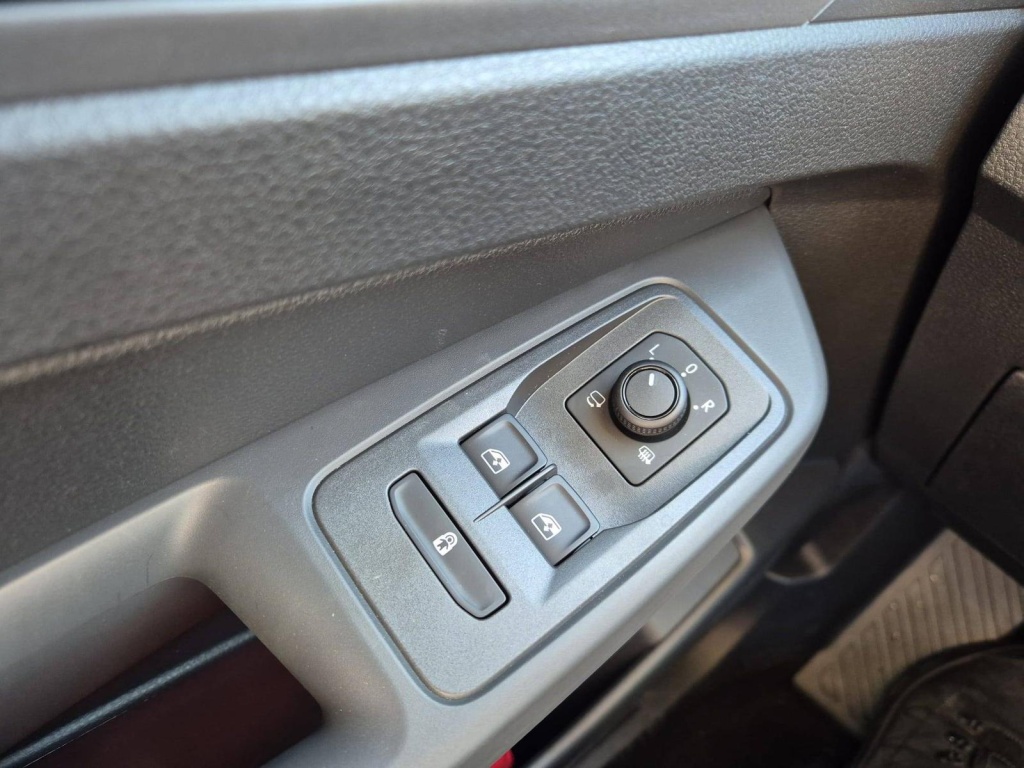 VOLKSWAGEN Caddy 2.0 TDI - ref: 7-44656 - Photo 15