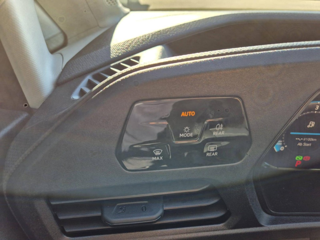 VOLKSWAGEN Caddy 2.0 TDI - ref: 7-44656 - Photo 16