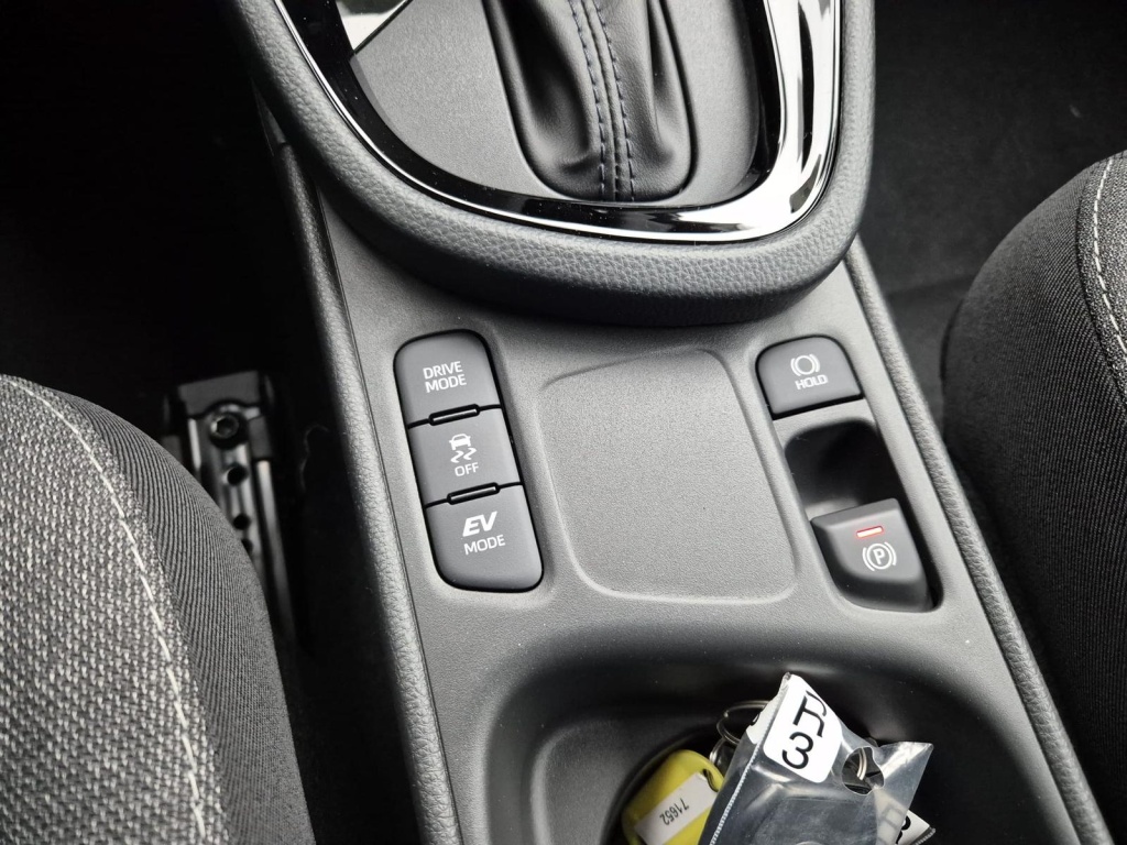 TOYOTA Yaris Cross 1.5 Hybrid 131hp - ref: 7-44766 - Photo 19