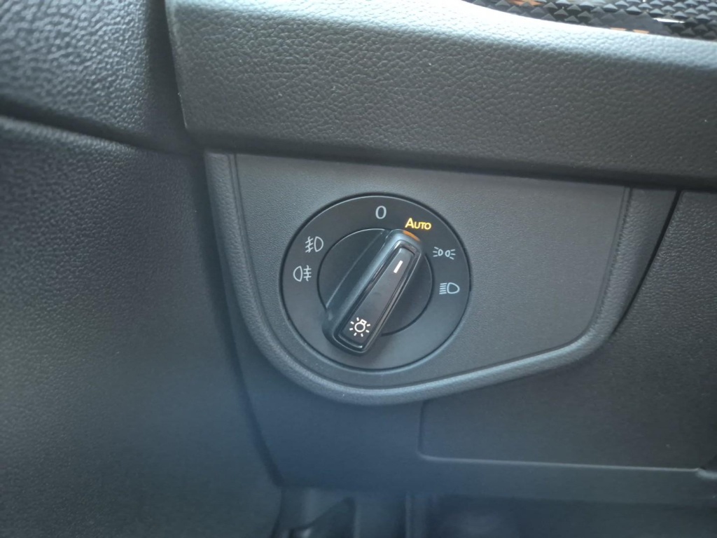 VOLKSWAGEN Taigo 1.0 TSI - ref: 7-45252 - Photo 14