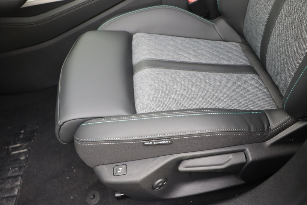 PEUGEOT 408 Allure 1.2 Turbo 130 hp EAT8   - ref: 7-45873 - Photo 14