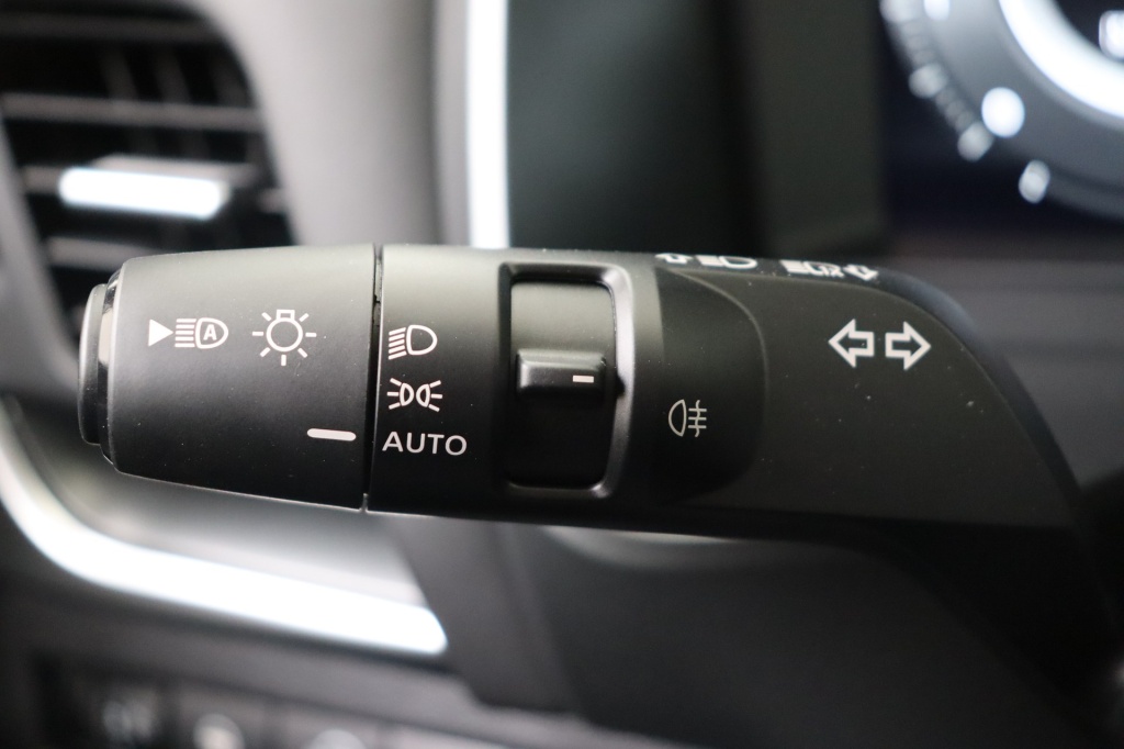 NISSAN Qashqai N-Connecta 1.3 158 hp CVT 2WD - ref: 7-45949 - Photo 18