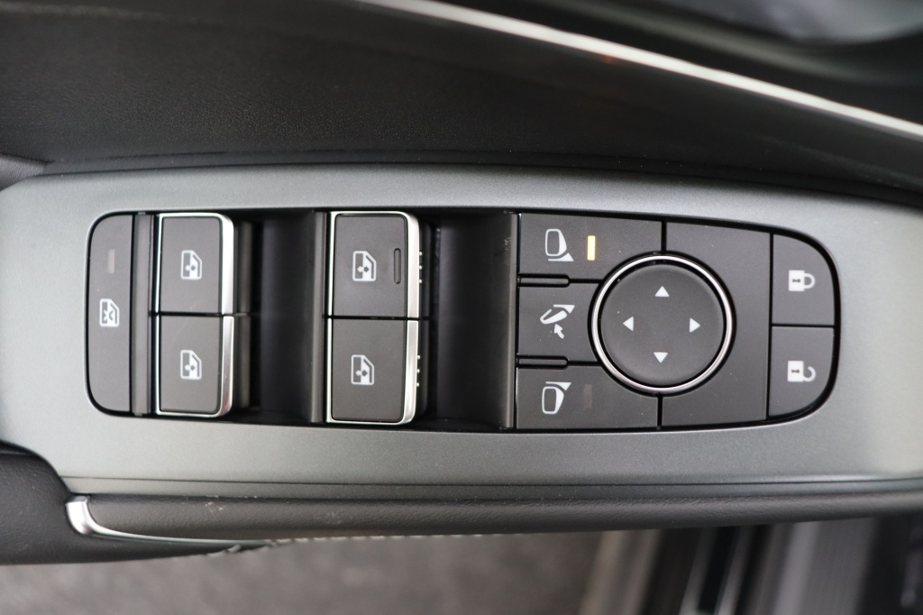 NISSAN Qashqai Tekna 1,3 158 hp CVT 2WD - ref: 7-45975 - Photo 17