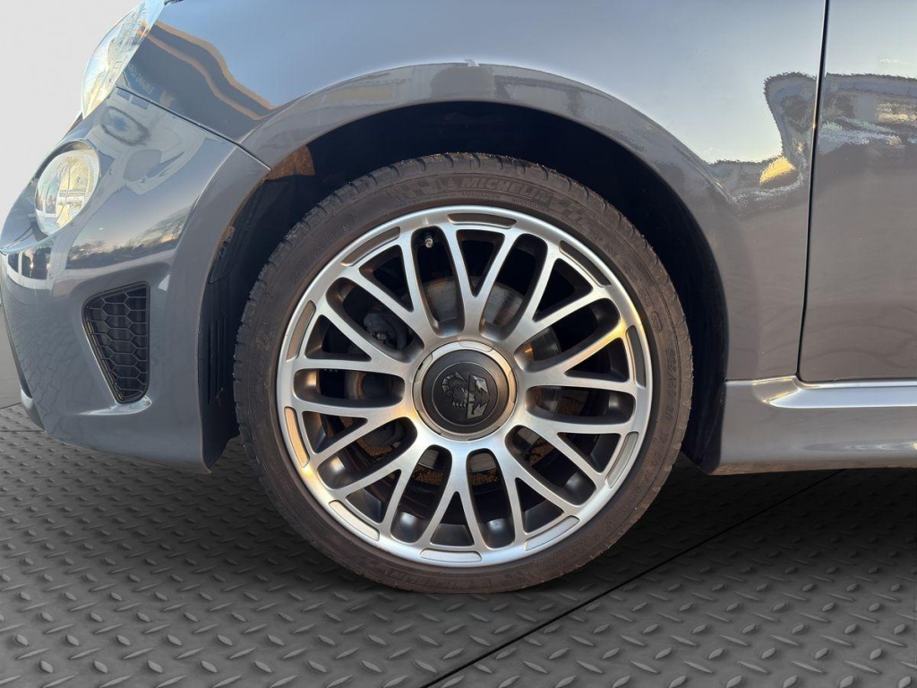 ABARTH 595 595 Basis 1.4 Gasoline 146hp - ref: 7-46475 - Photo 18