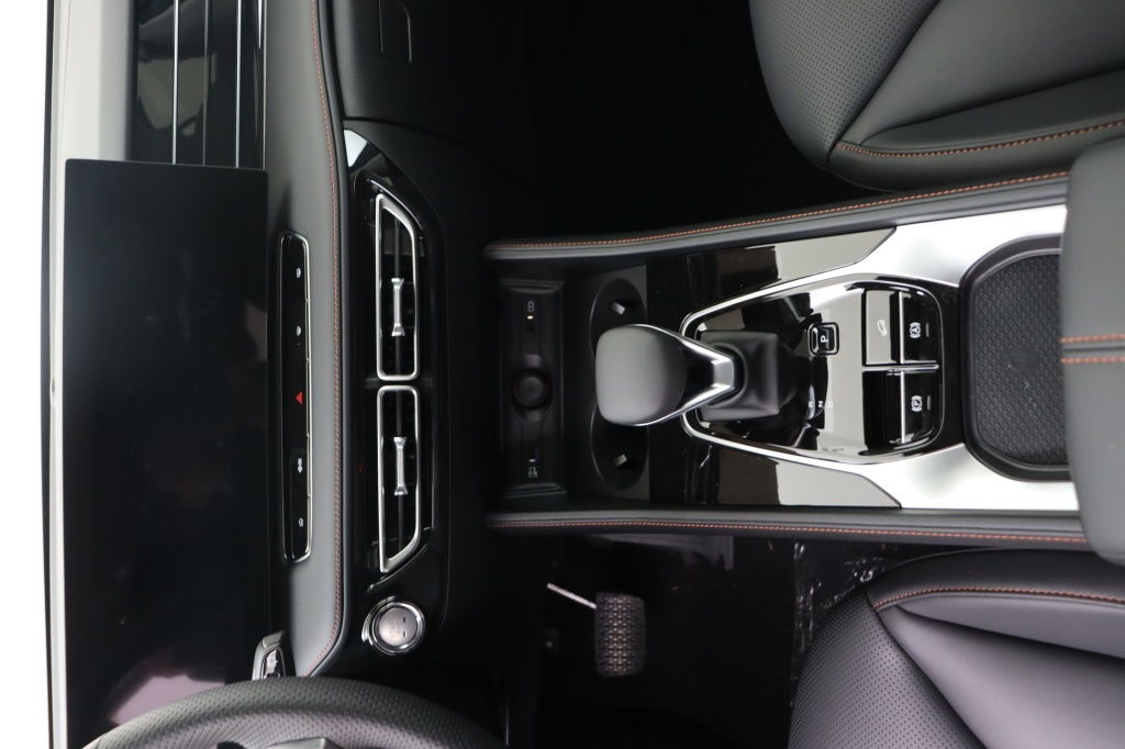 MG EHS Luxury 1,5 PHEV - ref: 7-46487 - Photo 12