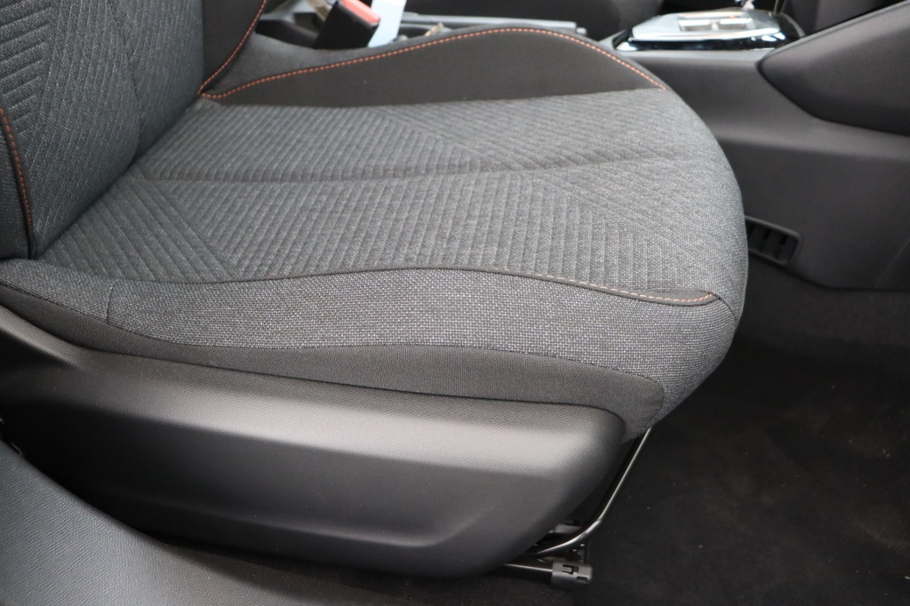 PEUGEOT 2008 Style Hybrid 145 e-DSC6    - ref: 7-46759 - Photo 15