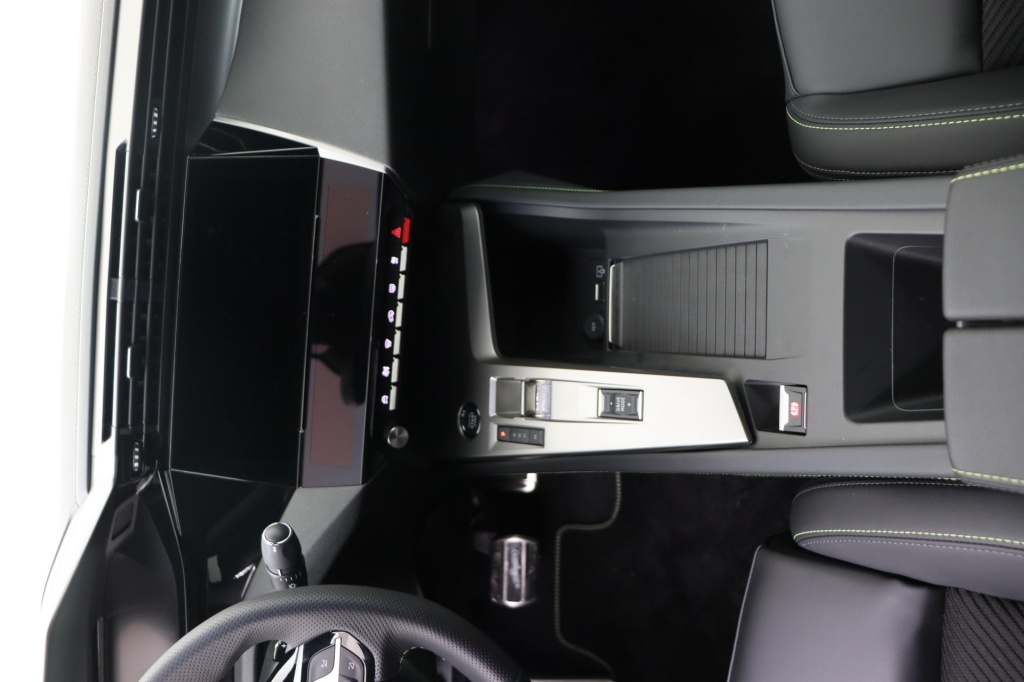 PEUGEOT 408 GT Hybrid 145 e-DSC6    - ref: 7-46767 - Photo 12