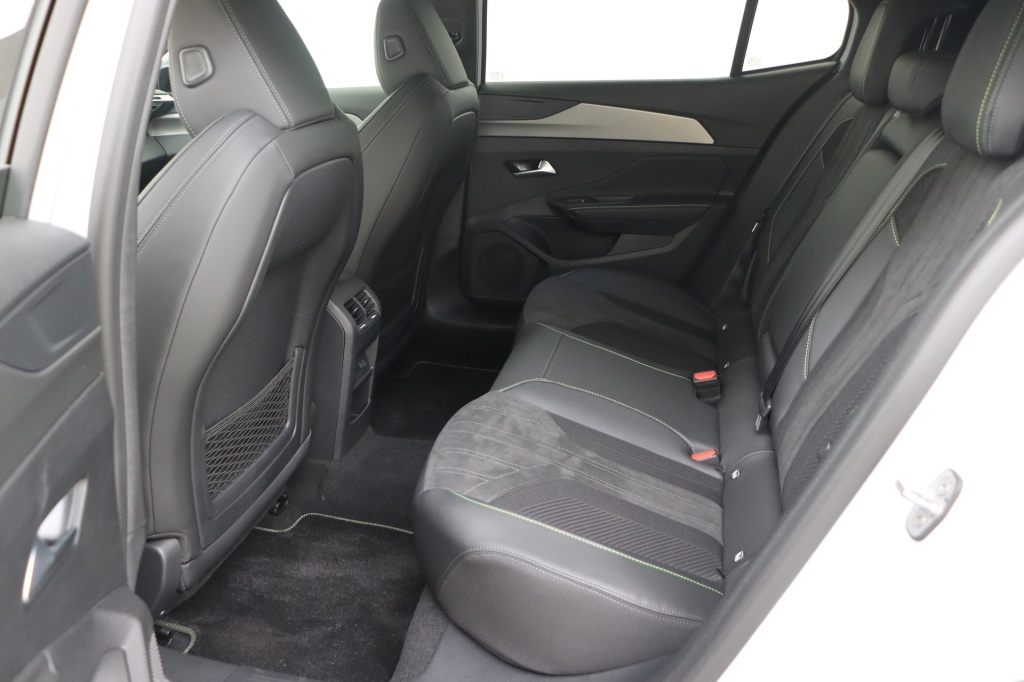 PEUGEOT 408 GT Hybrid 145 e-DSC6    - ref: 7-46768 - Photo 16