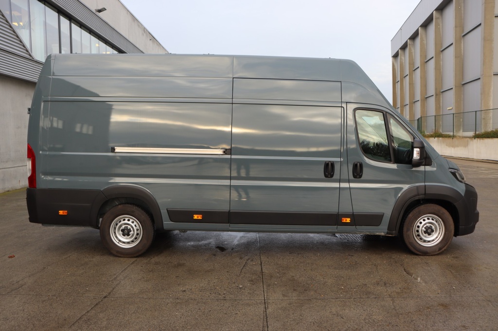 PEUGEOT Boxer L4H3 2.2 BlueHDi 180 hp AT8 - ref: 7-47072 - Photo 8