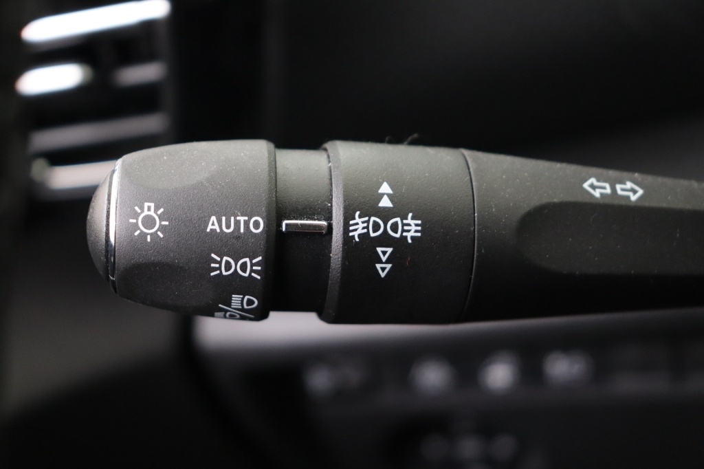 CITROEN E-C4 Shine Pack 