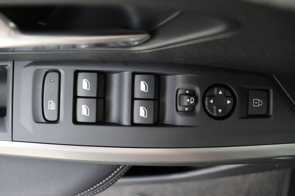 PEUGEOT 3008 Allure Hybrid 145 e-DSC6    - ref: 7-47107 - Photo 19