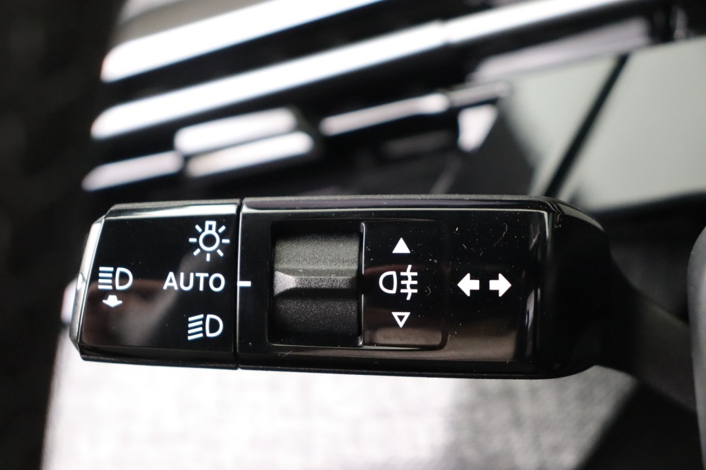 PEUGEOT 3008 Allure Hybrid 145 e-DSC6    - ref: 7-47107 - Photo 20