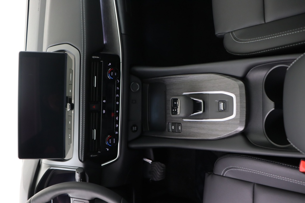 NISSAN Qashqai Tekna + Bose 1,3 158 hp CVT 2WD - ref: 7-47154 - Photo 12