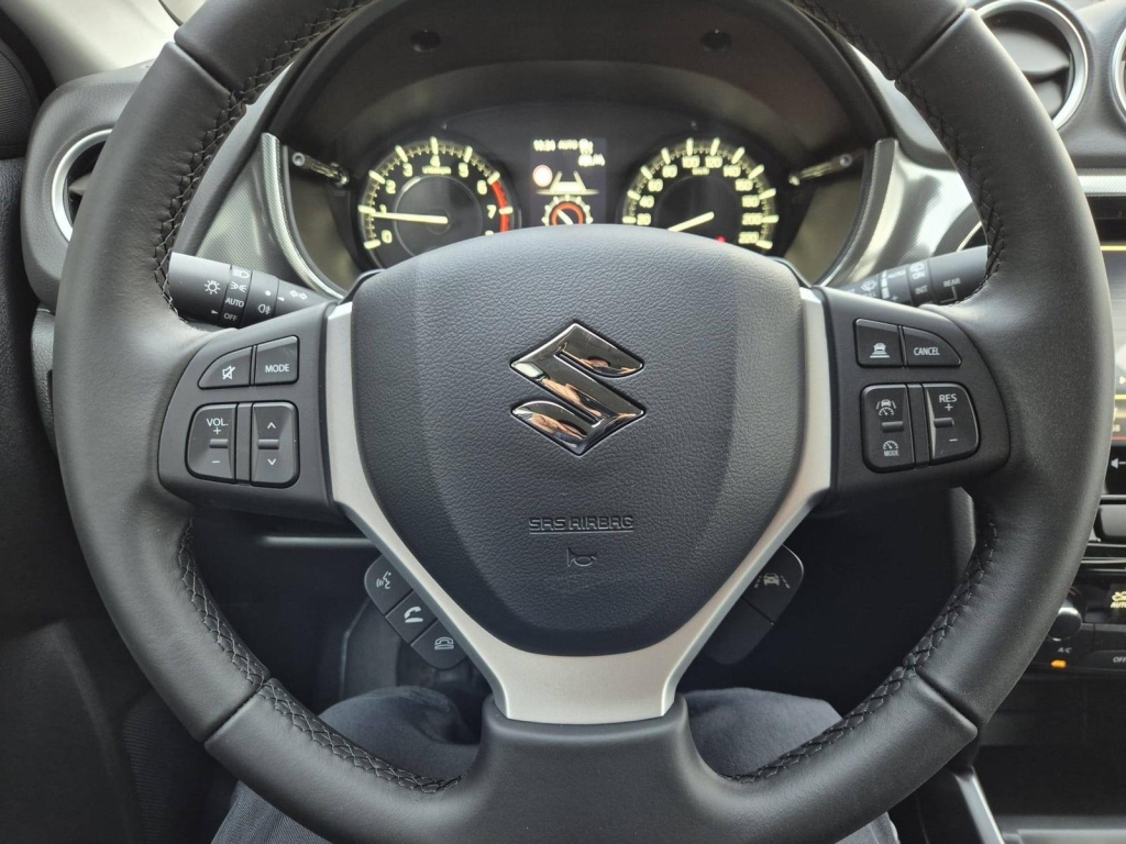 SUZUKI Vitara Comfort+ 1.4 Gasoline 110hp 4x4 - ref: 7-47164 - Photo 12