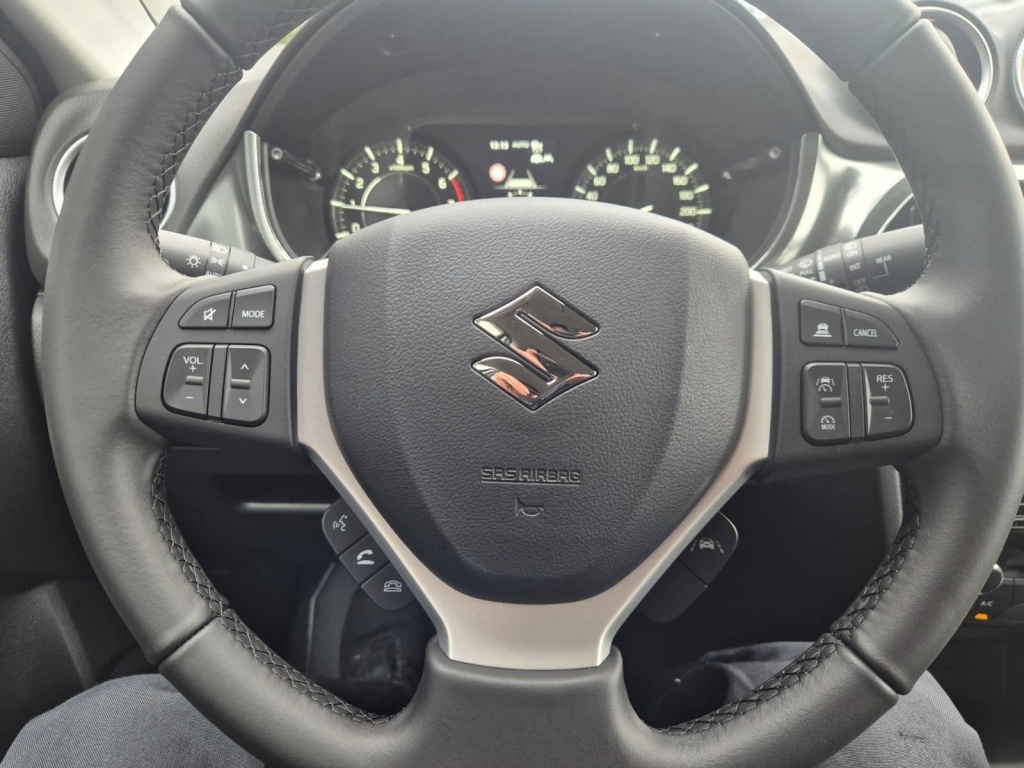SUZUKI Vitara Comfort+ 1.4 Gasoline 110hp 4x4 - ref: 7-47166 - Photo 12