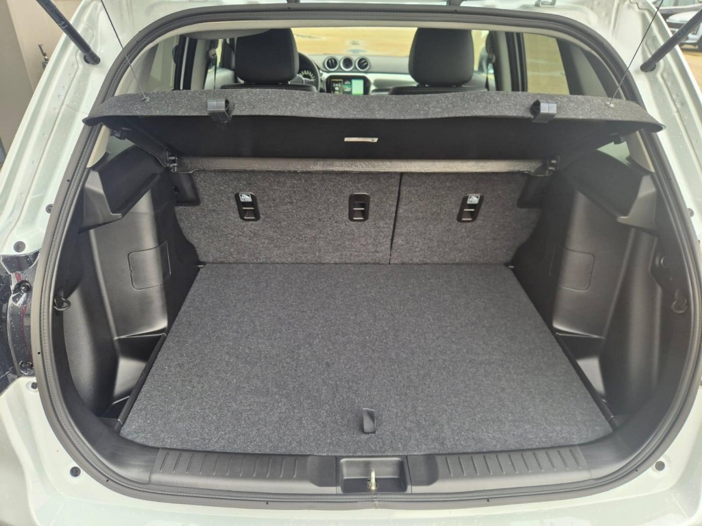 SUZUKI Vitara Comfort+ 1.4 Gasoline 110hp 4x4 - ref: 7-47166 - Photo 9