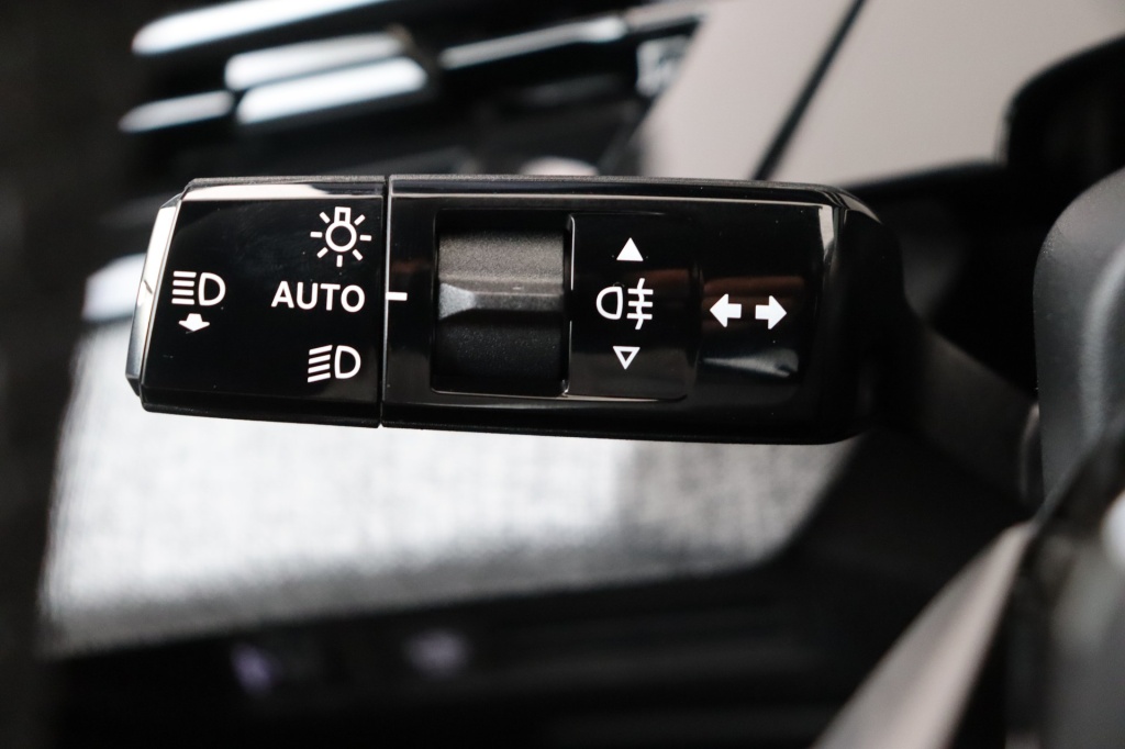 PEUGEOT 3008 Allure Hybrid 145 hp e-DSC6    - ref: 7-47251 - Photo 20