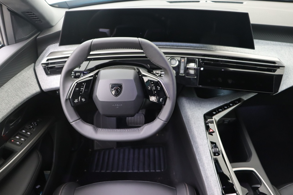 PEUGEOT 3008 Allure Hybrid 145 hp e-DSC6    - ref: 7-47265 - Photo 11