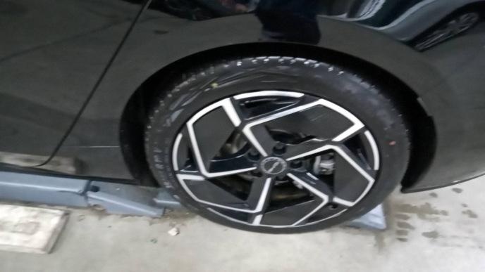 BYD Seal Seal EV Design RWD 82,5kWh Elektro 313hp - ref: 7-47324 - Photo 10