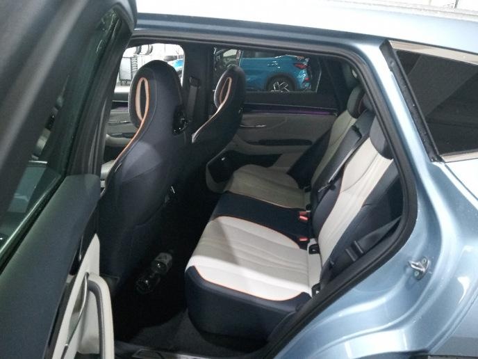 BYD Seal Seal U Design 87 kWh Elektro 218hp - ref: 7-47331 - Photo 9