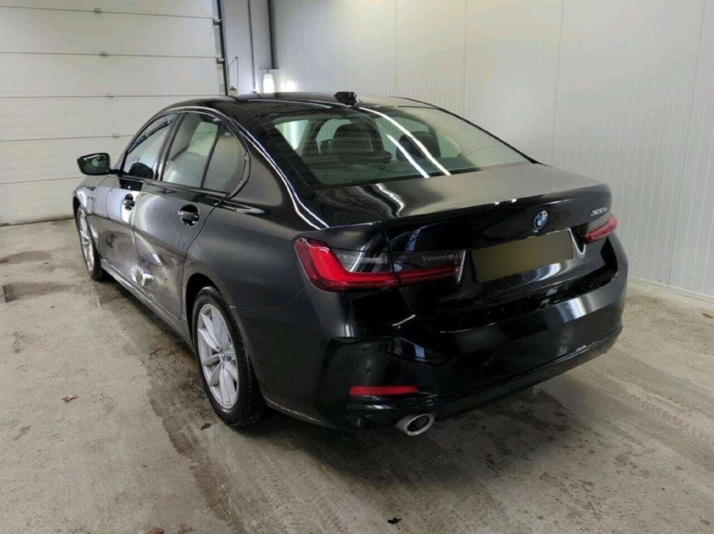 BMW 320 3er - 320 e (OPF)(EURO 6d) 2.0 Plugin Hybrid (Benzin) 163hp - ref: 7-47332 - Photo 3