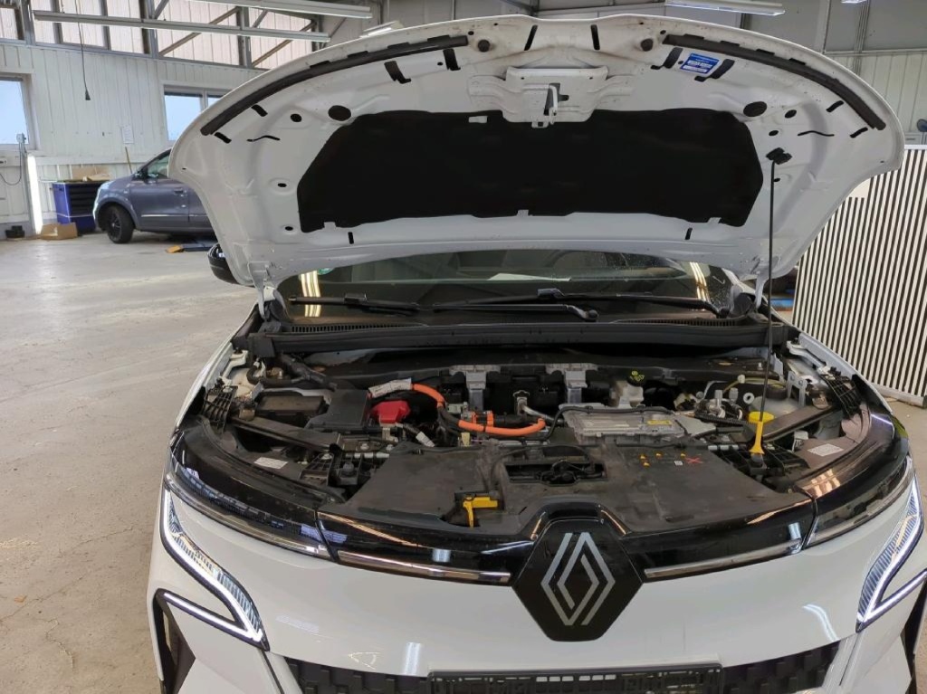 RENAULT Megane Equilibre Elektro 131hp - ref: 7-47339 - Photo 14