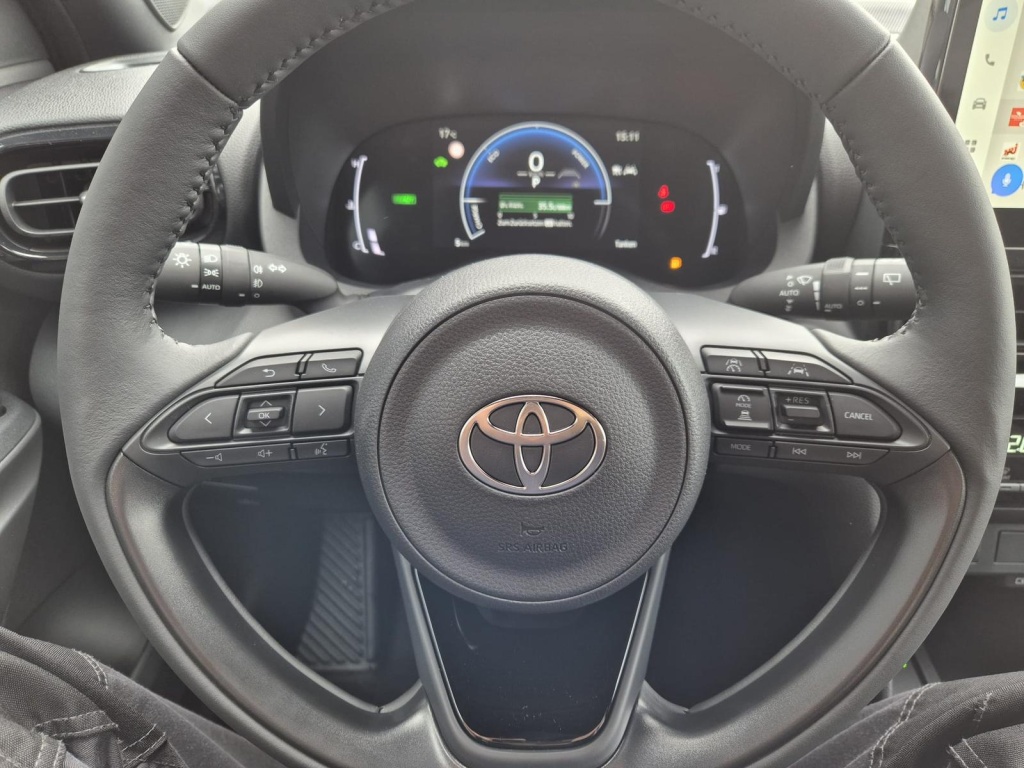 TOYOTA Yaris Cross 1.5 Hybrid 131hp - ref: 7-47343 - Photo 15