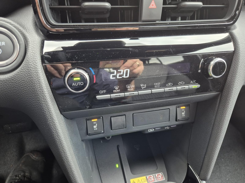 TOYOTA Yaris Cross 1.5 Hybrid 131hp - ref: 7-47343 - Photo 18