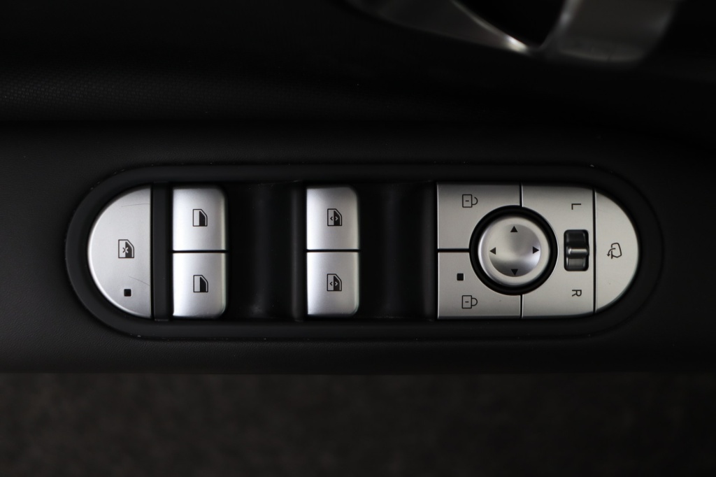 HYUNDAI Ioniq 5 Core 77 kWh 225 hp - ref: 7-47537 - Photo 17