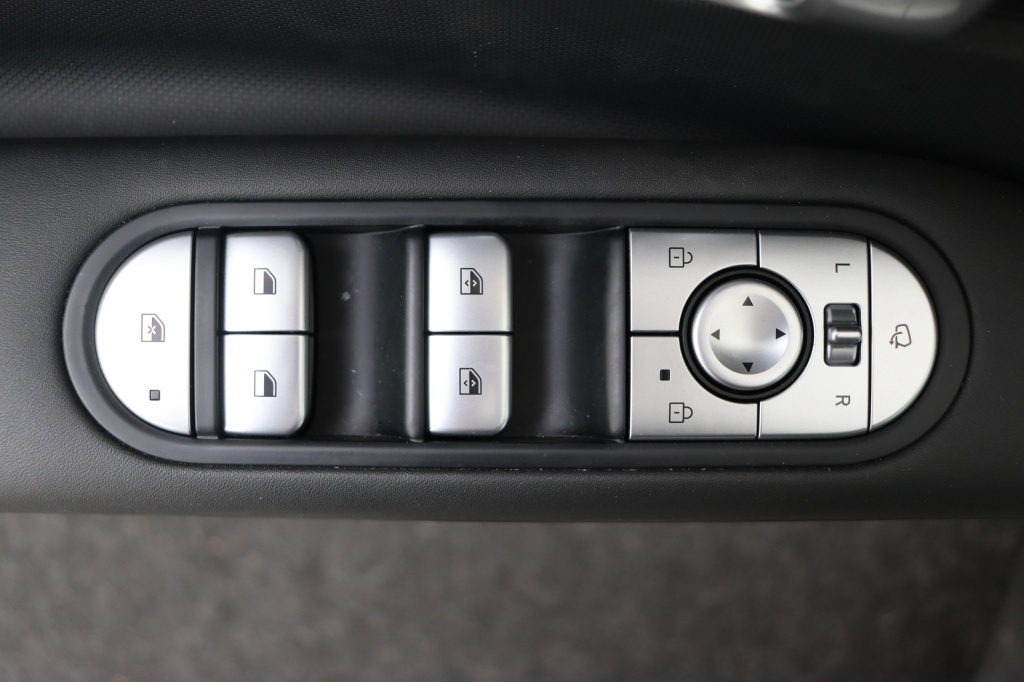 HYUNDAI Ioniq 5 Core 58 kWh 166 hp - ref: 7-47540 - Photo 17