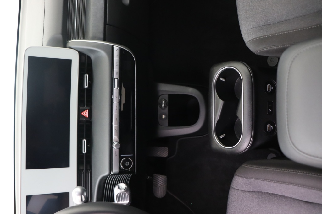 HYUNDAI Ioniq 5 Core 58 kWh 166 hp - ref: 7-47553 - Photo 12